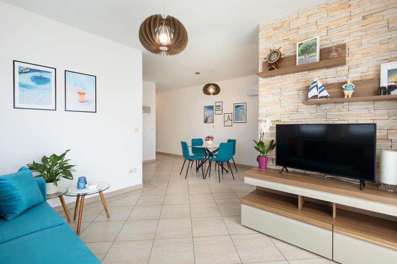 Apartman Jelena Vrbnik Exterior photo